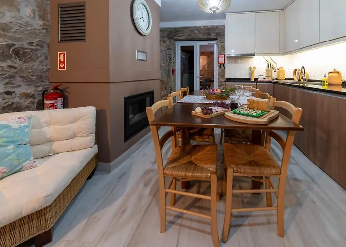 カントリーハウス O Palheiro - Vista Panoramica E Jacuzzi Sobreira Formosa