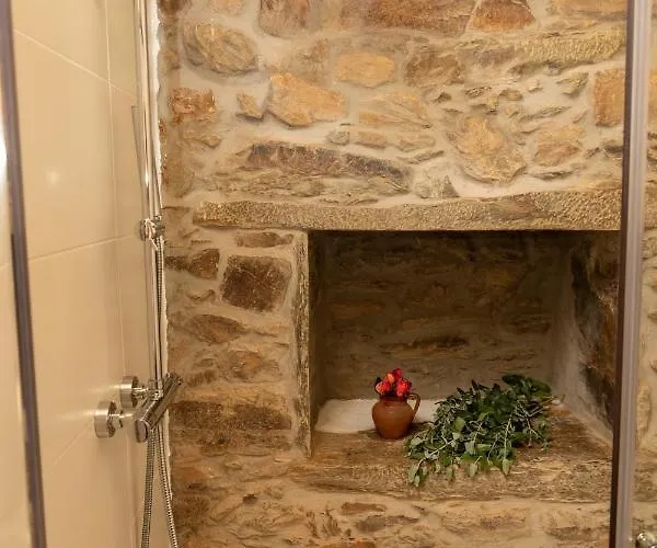 O Palheiro - Vista Panoramica E Jacuzzi カントリーハウス Sobreira Formosa