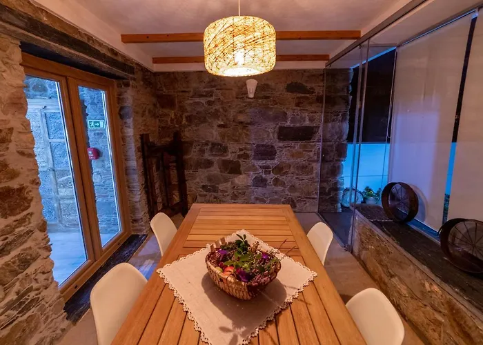 O Palheiro - Vista Panoramica E Jacuzzi Sobreira Formosa